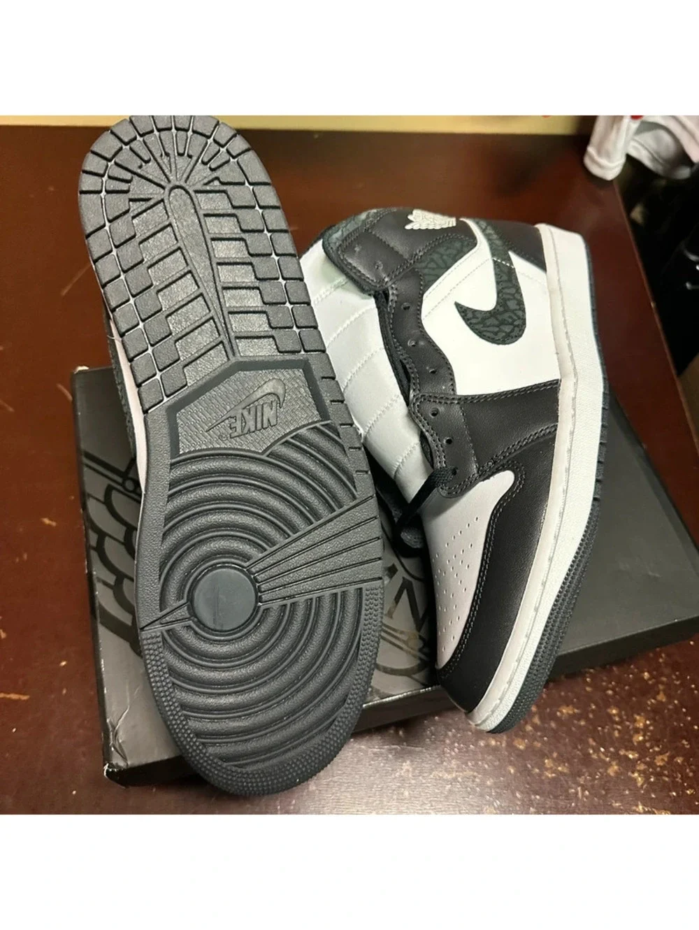 Nike Air Jordan 1 Mid SE Off-Noir Black White Panda Elephant' (FB9911 001) sz 12